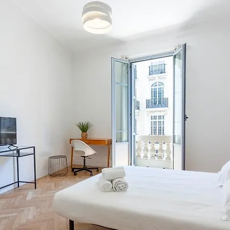 Grand Climatise Centre Daire *