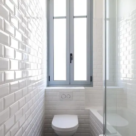 Daire Grand Climatise Centre